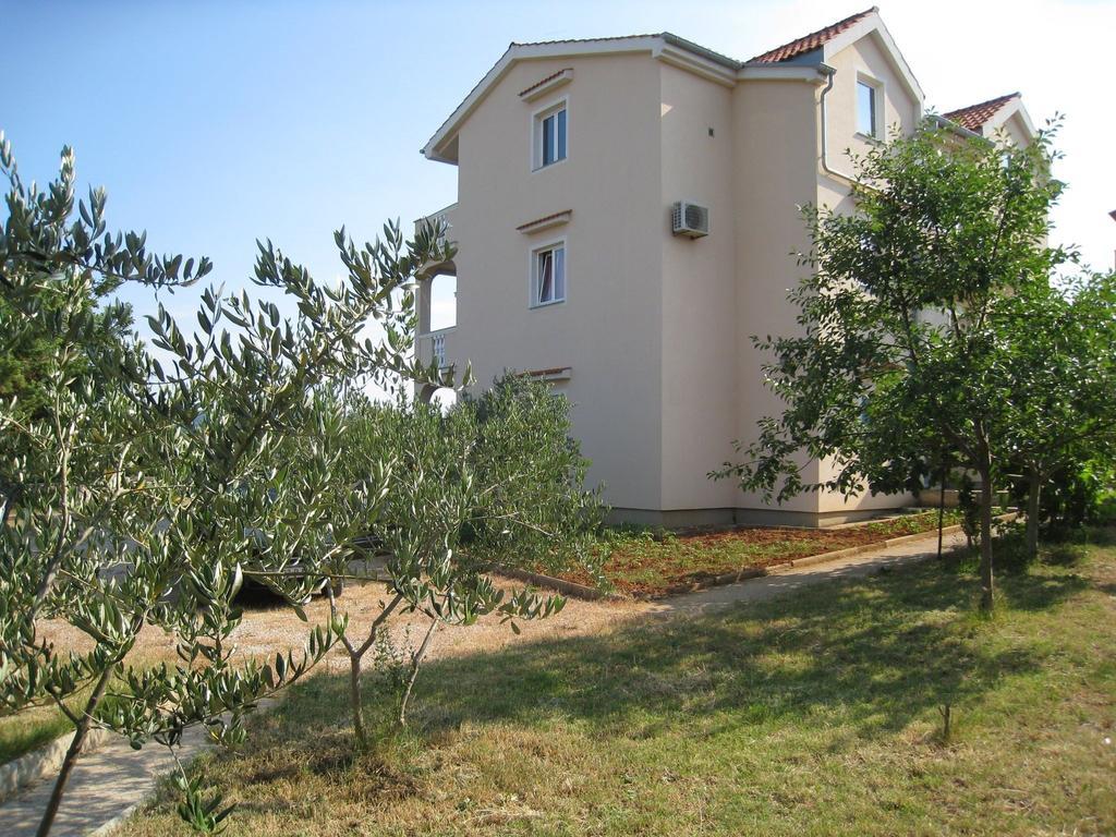 Apartments Skender Чижичи Экстерьер фото